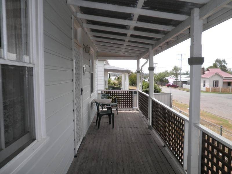 27 Hickey Street, Cessnock NSW 2325