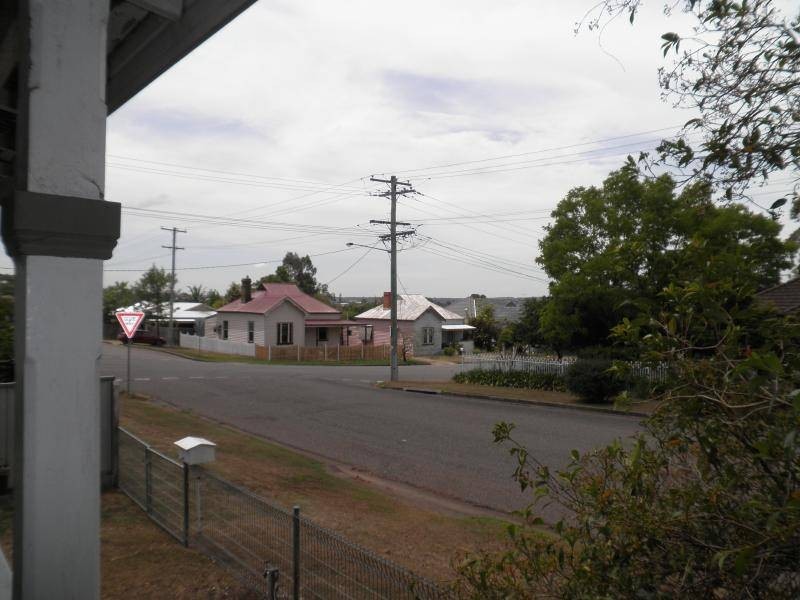 27 Hickey Street, Cessnock NSW 2325