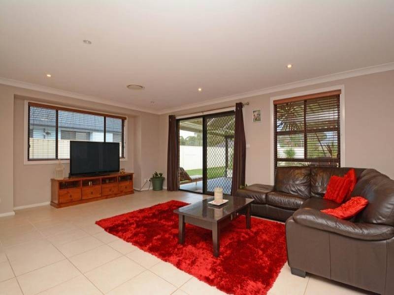 10 Brisbane Street, Abermain NSW 2326