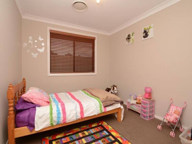 10 Brisbane Street, Abermain NSW 2326
