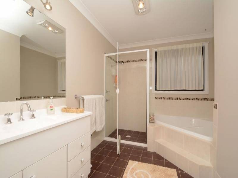 10 Brisbane Street, Abermain NSW 2326