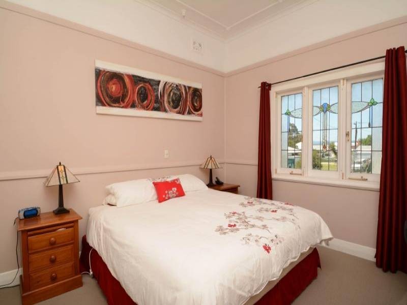 57 Maitland Street, Abermain NSW 2326