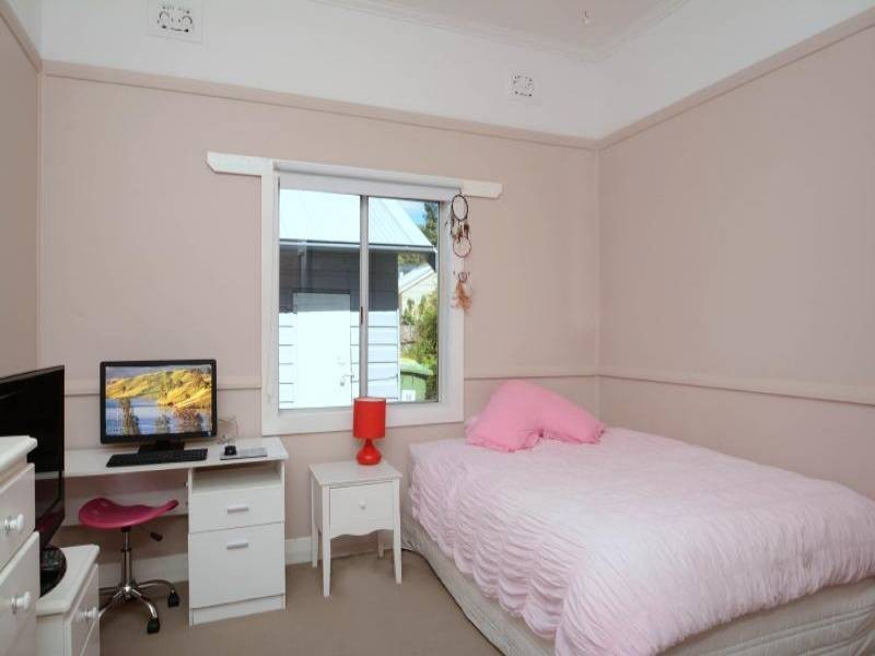 57 Maitland Street, Abermain NSW 2326