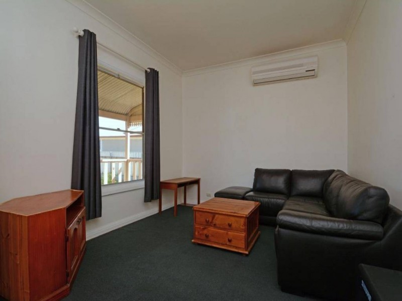 37 Edith Street, Cessnock NSW 2325