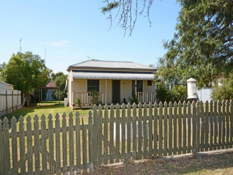 37 Edith Street, Cessnock NSW 2325