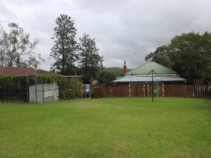 32 John Street, Abermain NSW 2326