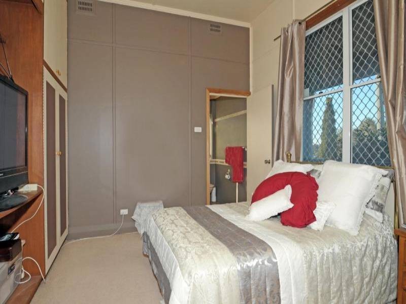 2 Catherine Street, Cessnock NSW 2325