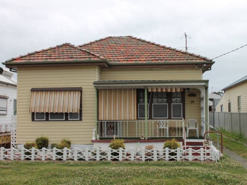 24 Charlton Street, Cessnock NSW 2325