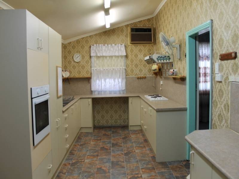 24 Charlton Street, Cessnock NSW 2325