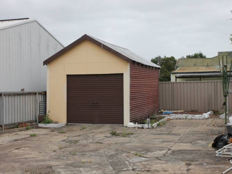 24 Charlton Street, Cessnock NSW 2325