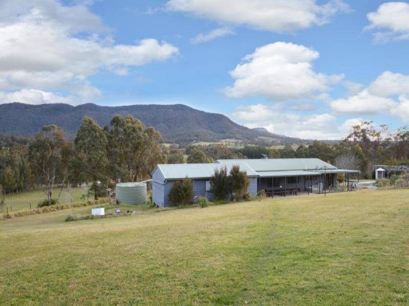 1225 Leggetts Drive, Mount Vincent NSW 2323