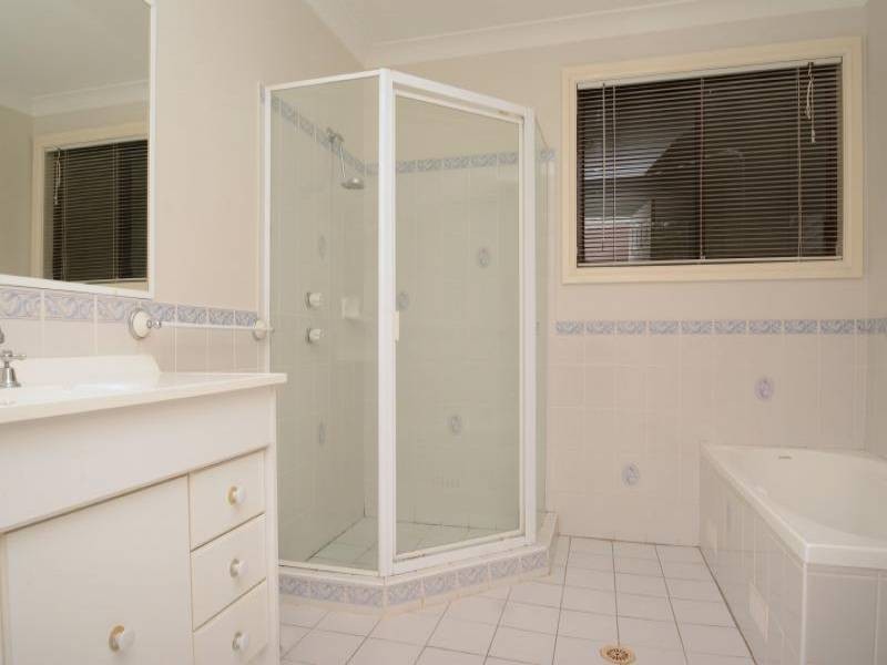 1225 Leggetts Drive, Mount Vincent NSW 2323