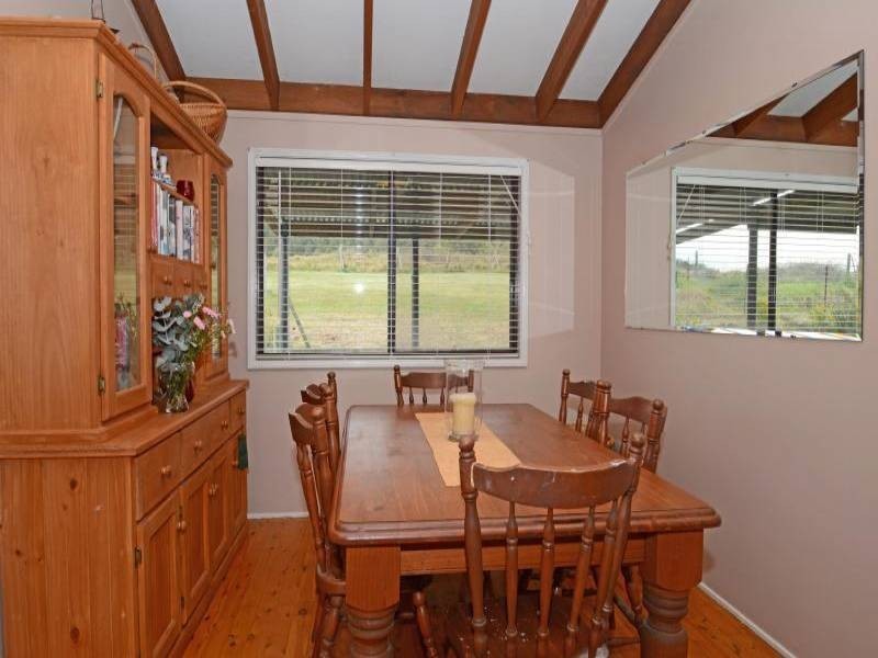 1225 Leggetts Drive, Mount Vincent NSW 2323