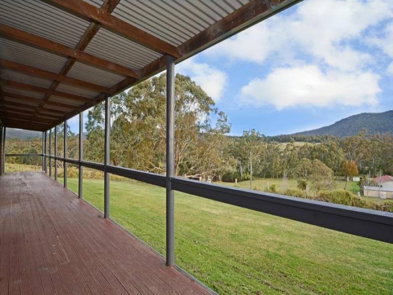 1225 Leggetts Drive, Mount Vincent NSW 2323