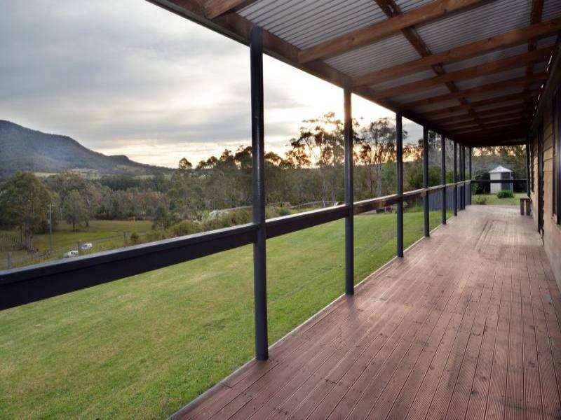 1225 Leggetts Drive, Mount Vincent NSW 2323