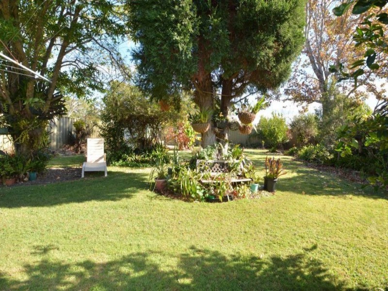 7 Chifley Road, Windermere Park NSW 2264