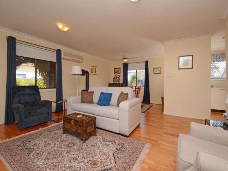 11 Caledonian Street, Aberdare NSW 2325