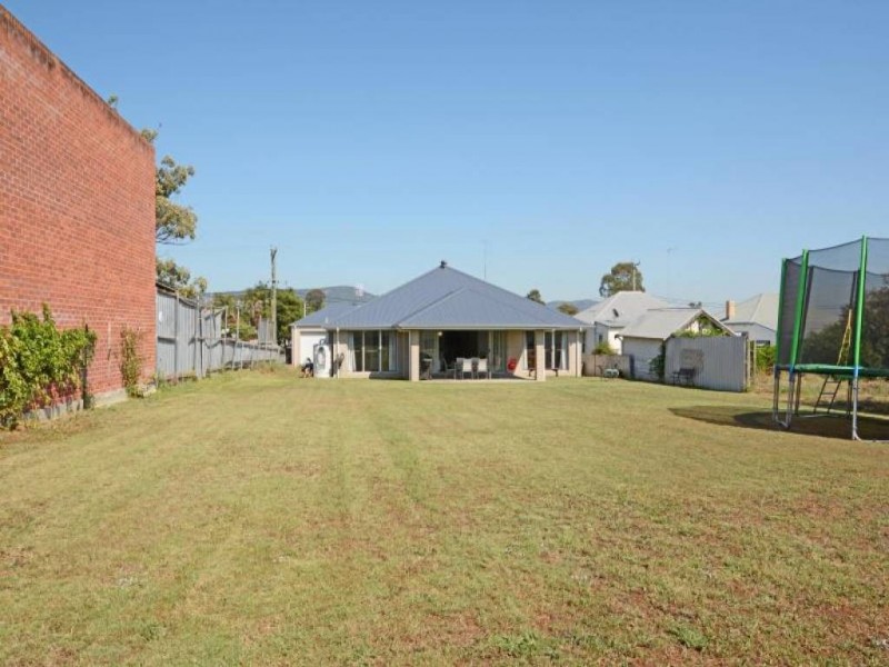 4 Stephen Street, Cessnock NSW 2325