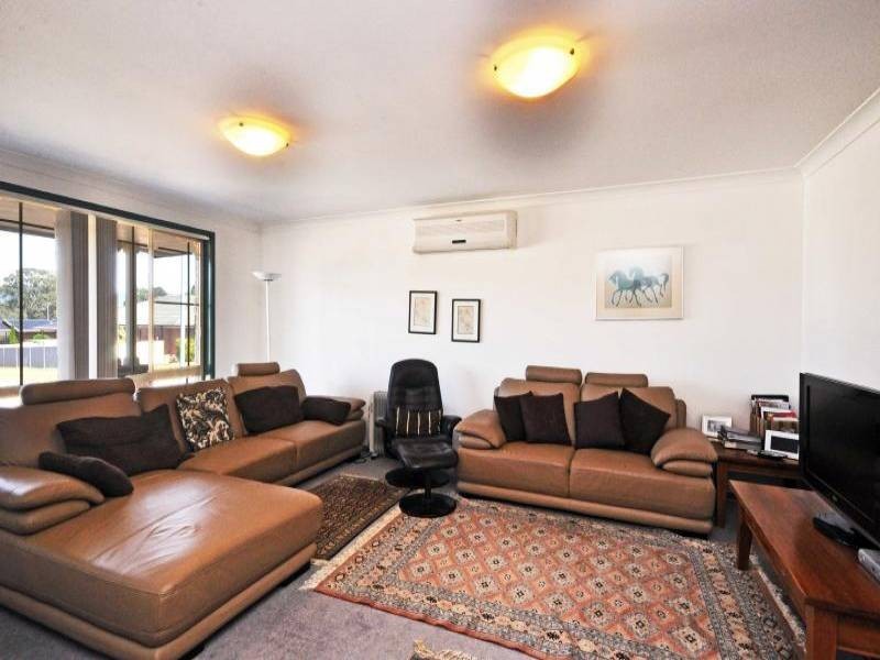 6 Tulloch Terrace, Cessnock NSW 2325