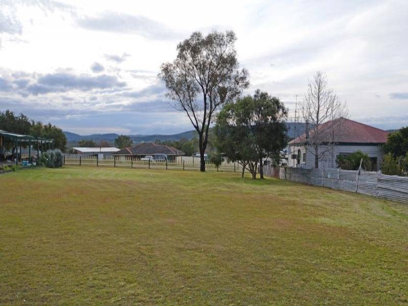 2 Adelaide Street, Paxton NSW 2325