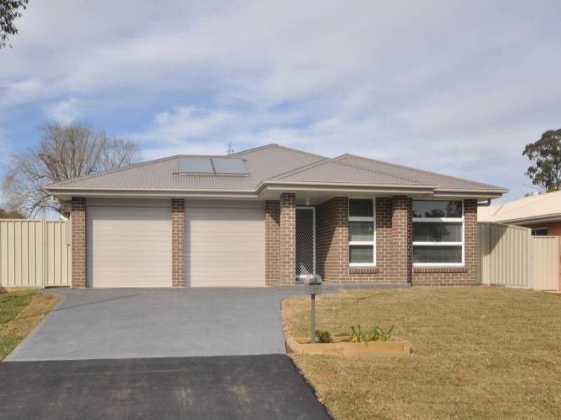 17 John Street, Ellalong NSW 2325