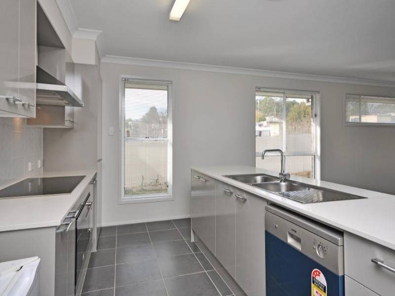 17 John Street, Ellalong NSW 2325