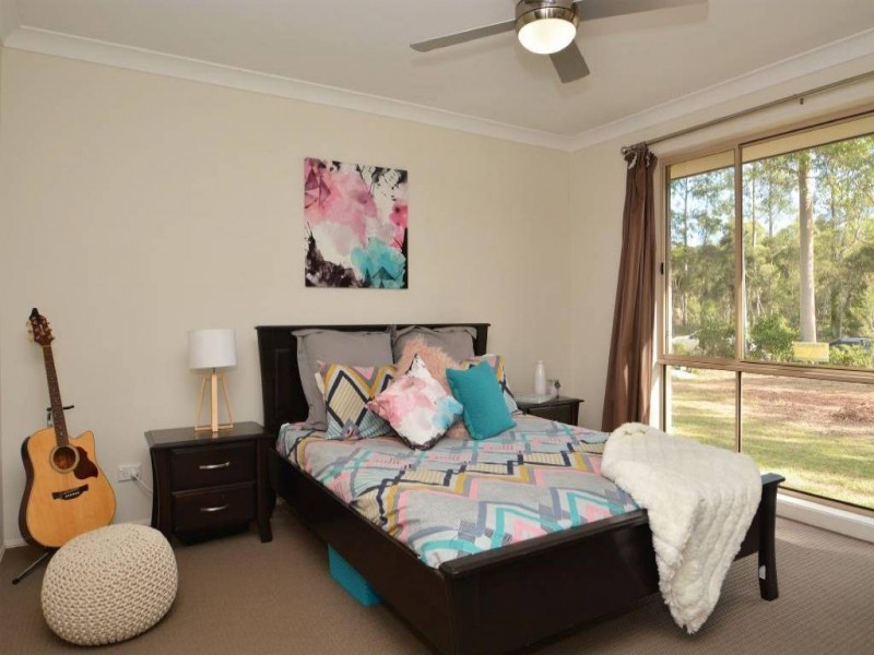 152 Church Street, Weston NSW 2326