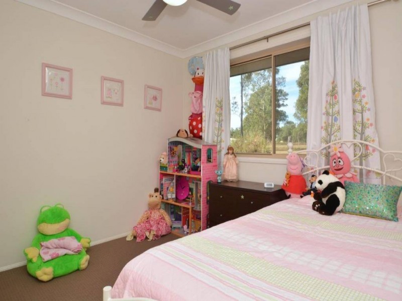 152 Church Street, Weston NSW 2326