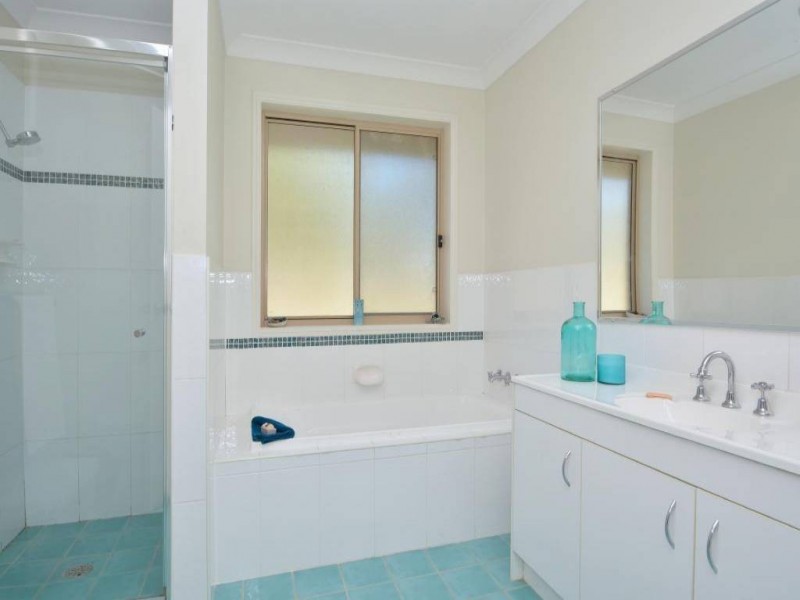 152 Church Street, Weston NSW 2326