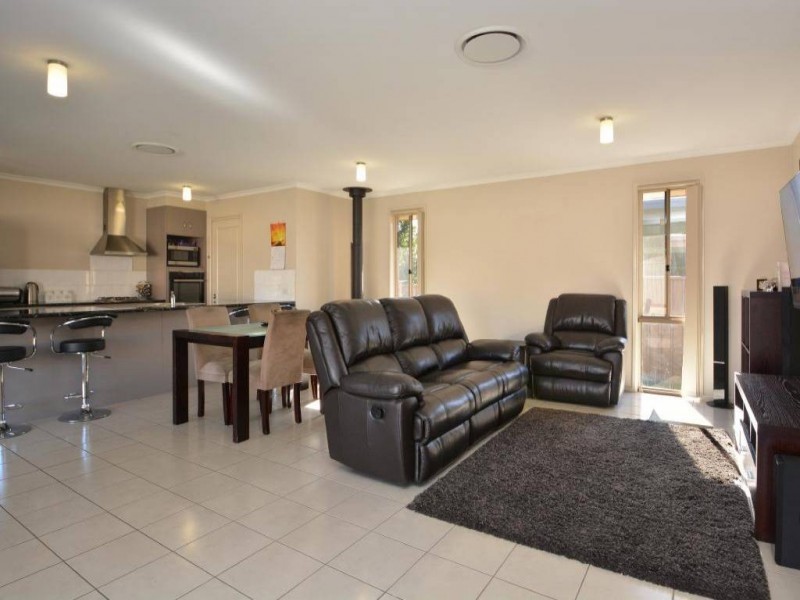 8 Banksia Terrace, Kurri Kurri NSW 2327