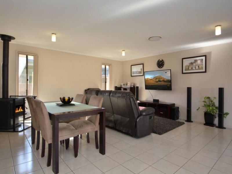 8 Banksia Terrace, Kurri Kurri NSW 2327