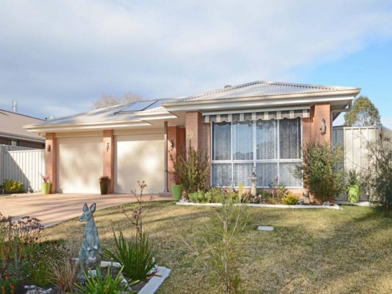 19 John Street, Ellalong NSW 2325