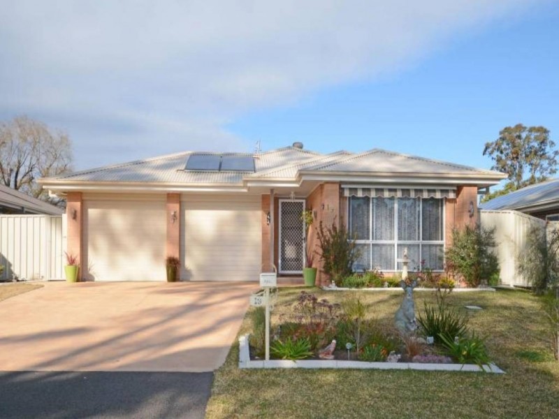 19 John Street, Ellalong NSW 2325