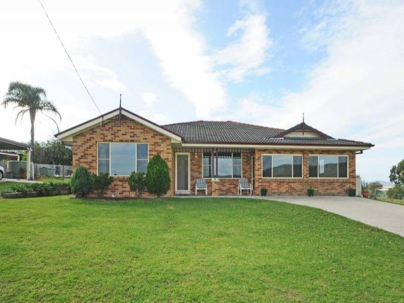 11 Sixth Avenue, Millfield NSW 2325