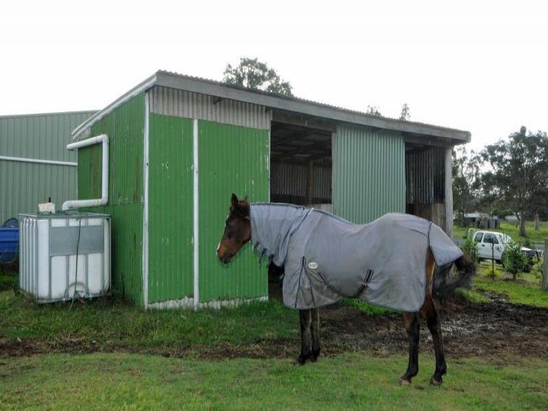 11 Sixth Avenue, Millfield NSW 2325