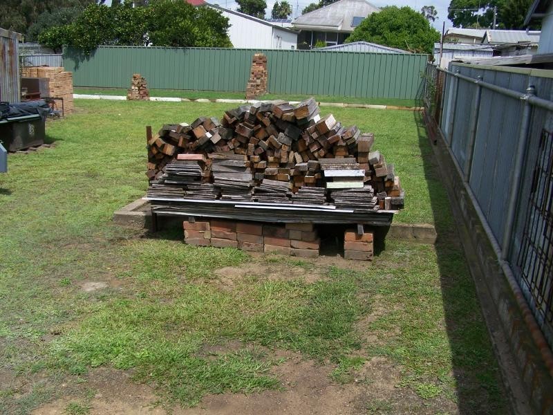 Pelaw Main NSW 2327