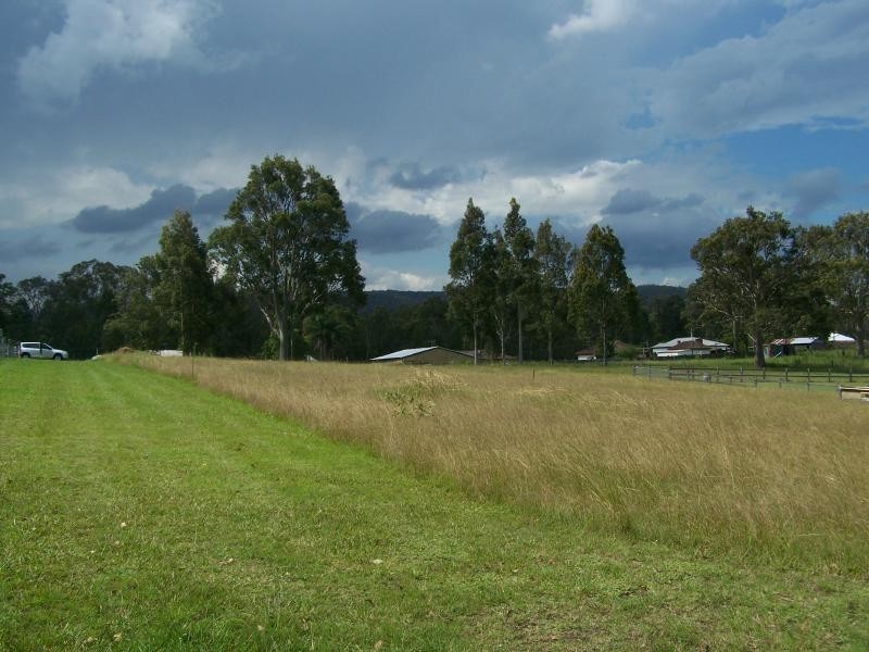28 Eighth Ave, Millfield NSW 2325