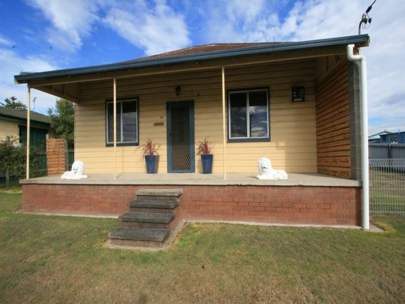 120 Harle Street, Abermain NSW 2326
