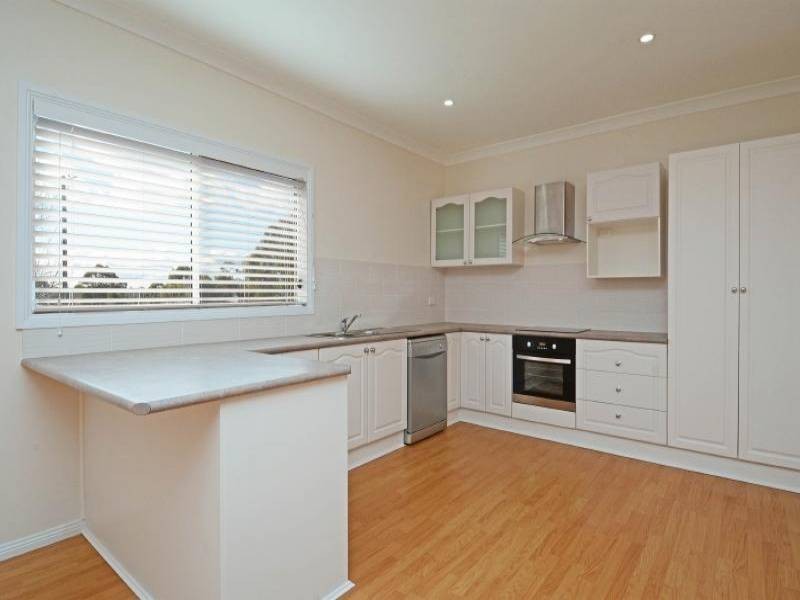 6A Lake Road, Kearsley NSW 2325