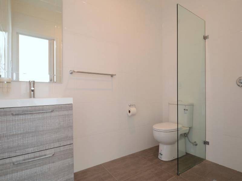 6A Lake Road, Kearsley NSW 2325