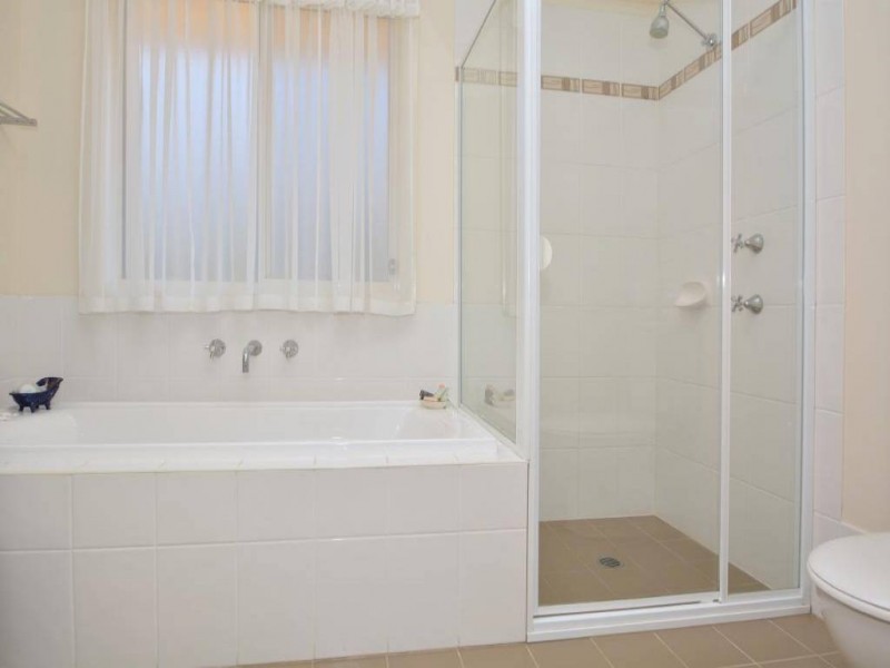 2B William Street, Paxton NSW 2325