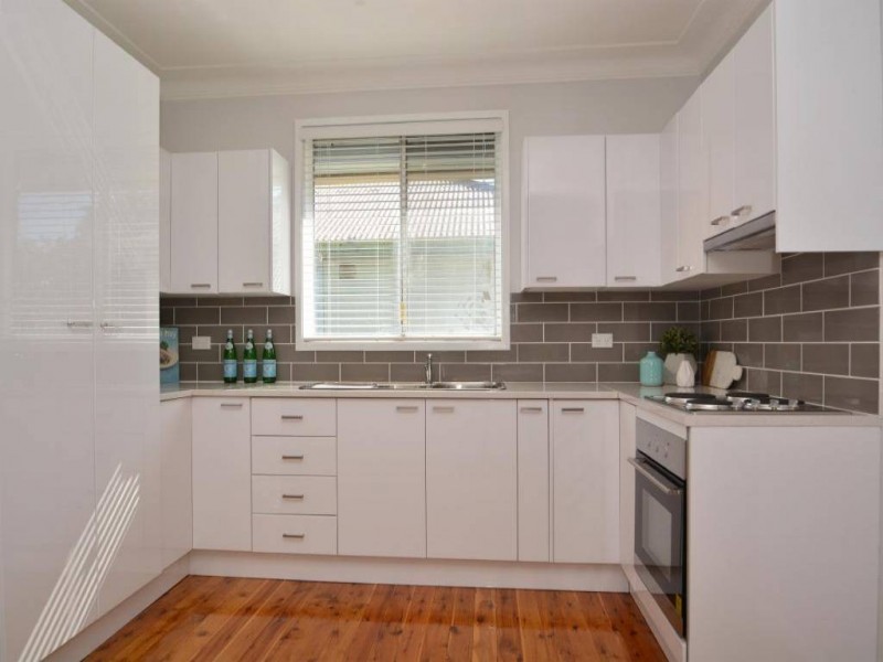 11 Lambert Street, Cessnock NSW 2325