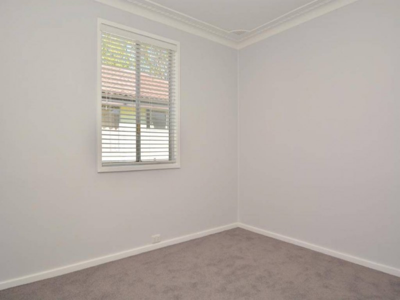 11 Lambert Street, Cessnock NSW 2325