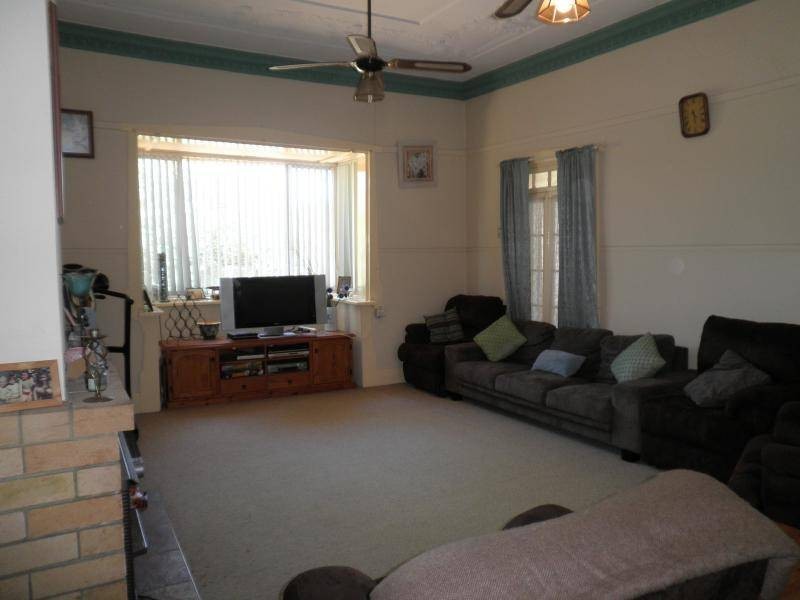 45 Ferguson Street, Cessnock NSW 2325