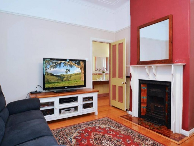 25 Love St, Cessnock NSW 2325