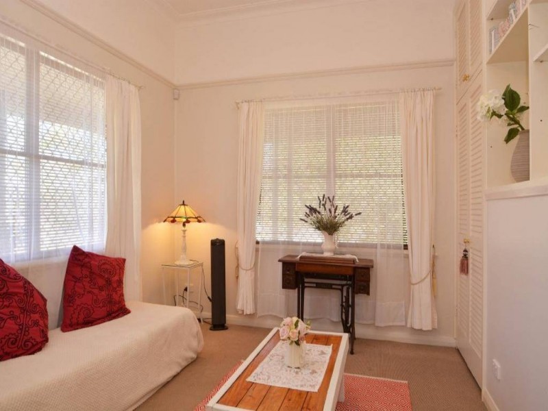 25 Love St, Cessnock NSW 2325