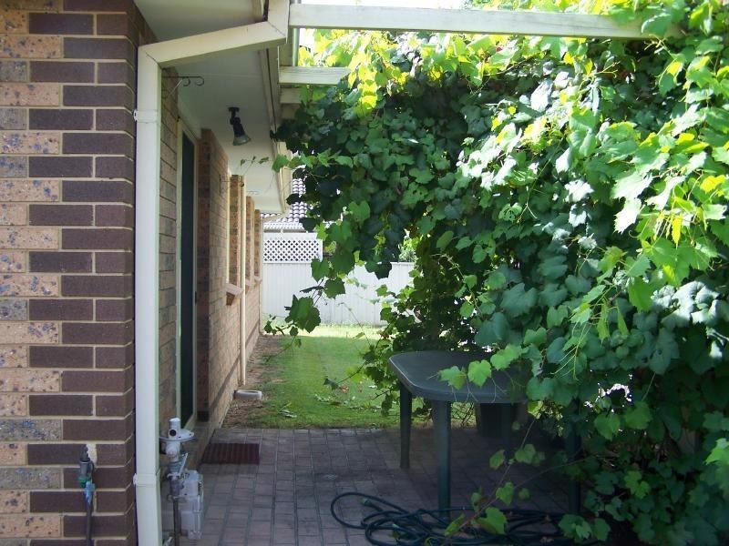 2/8 Shedden, Cessnock NSW 2325