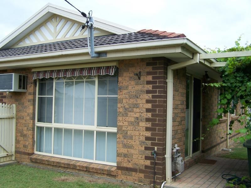 2/8 Shedden, Cessnock NSW 2325