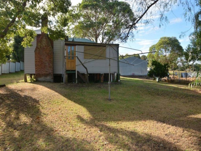 2 Old School Hill Road, Abermain NSW 2326