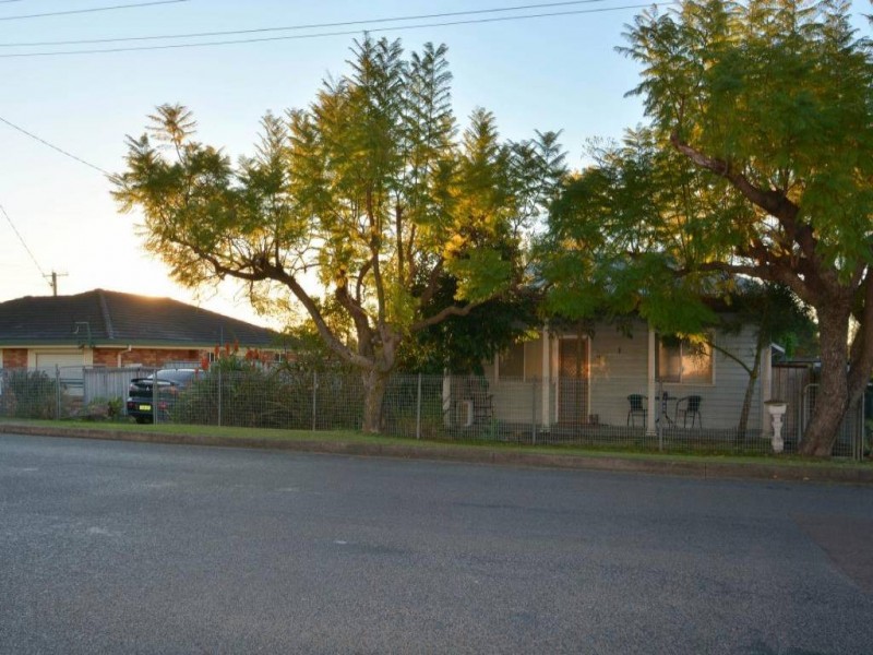 14 Jurd Street, Cessnock NSW 2325